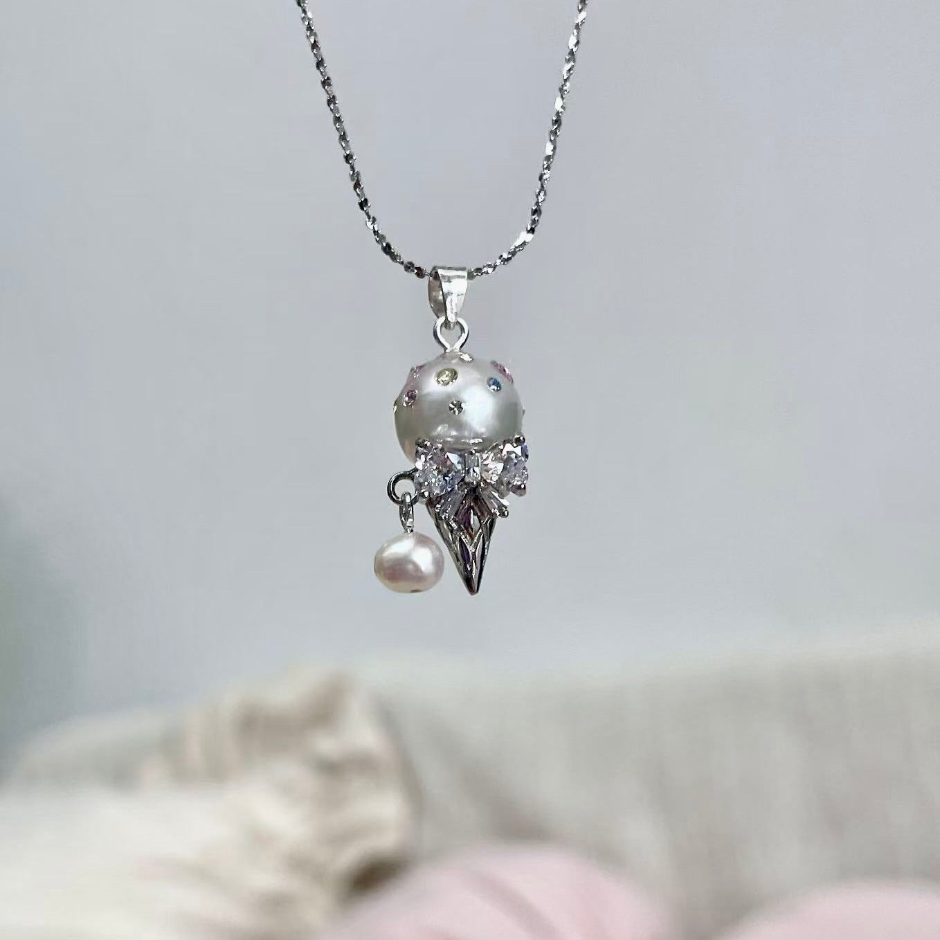 【Pearlish】Glimmering Ice-cream · Handcrafted Jewelry Featuring Pure Natural Freshwater Pearls, Set in S925 Sterling Silver. A Niche Handmade Artistic Coeclltible, an Excellent Gift Choice.