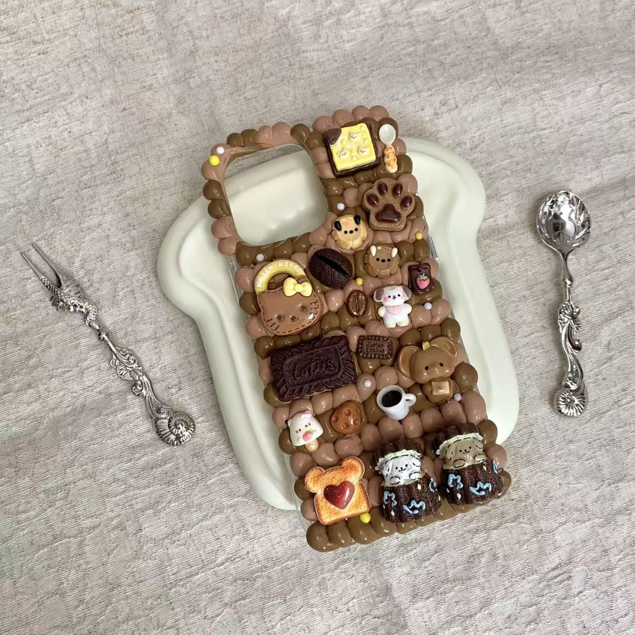 【Chocolate Kitty】Phone Case Cream Glue Figurine Decoden DIY Compatible with all phone models