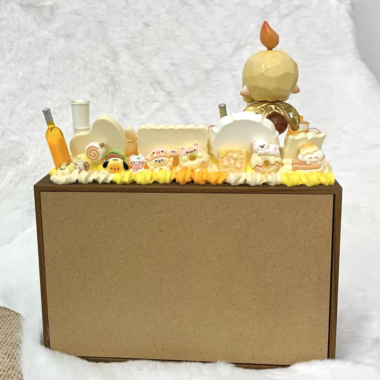 【Chaka Sweet Party】 Yellow Cream Deco Tissue Box with Cookies, Cake & Cute Charms