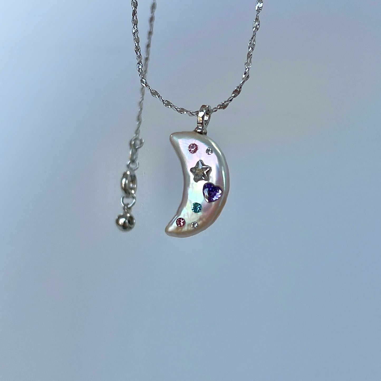 【Pearlish】Glimmering Moon · Handcrafted Jewelry Featuring Pure Natural Freshwater Pearls, Set in S925 Sterling Silver. A Niche Handmade Artistic Collectible, an Excellent Gift Choice.
